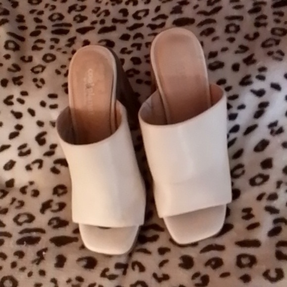 Cream mules with chunky heel - Picture 2 of 6